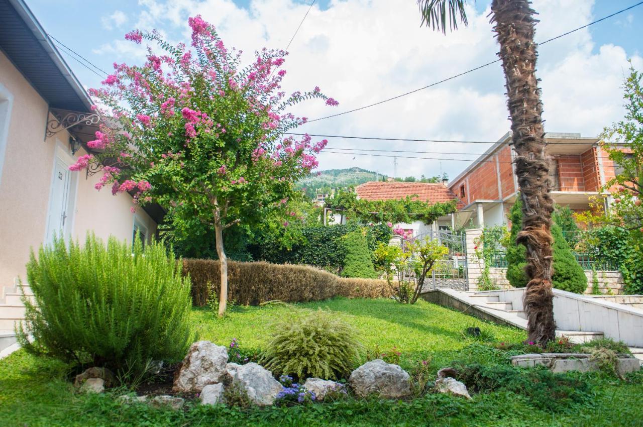 Guest House Agava Μόσταρ Εξωτερικό φωτογραφία